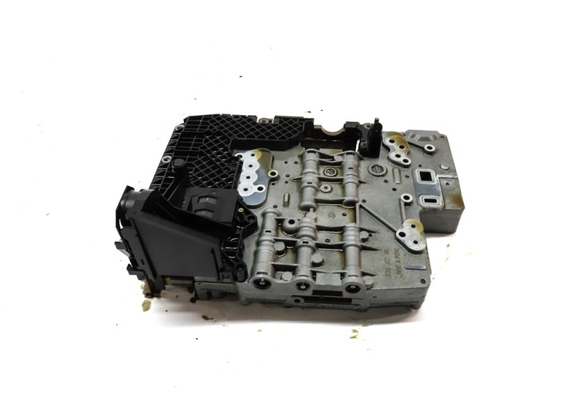 Thumbnail 4: 2006-2009 RANGE ROVER SPORT (L320 L322) 4.2L 6HP-26 A/T TRANSMISSION VALVE BODY