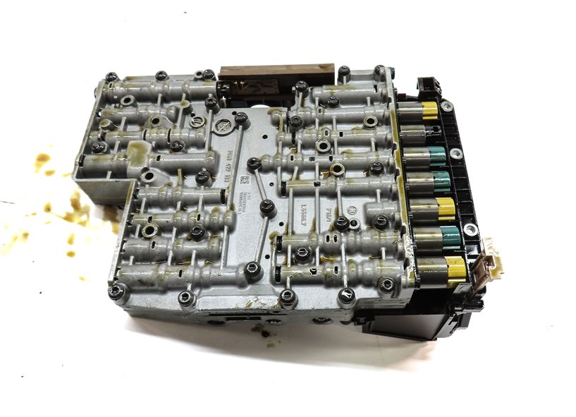 Thumbnail 6: 2006-2009 RANGE ROVER SPORT (L320 L322) 4.2L 6HP-26 A/T TRANSMISSION VALVE BODY