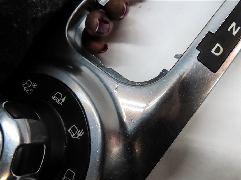 Thumbnail 9: 08 RANGE ROVER L322 TERRAIN RIDE HEIGHT TRACTION CONTROL SELECT SWITCH PANEL