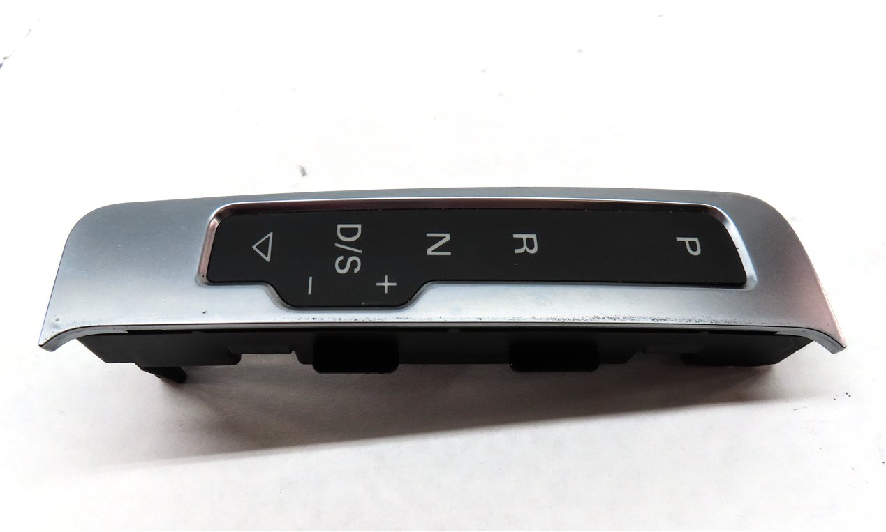 Thumbnail 4: 2013 AUDI A4 (B8 8K) FRONT CENTER CONSOLE GEAR SHIFT SHIFTER INDICATOR TRIM