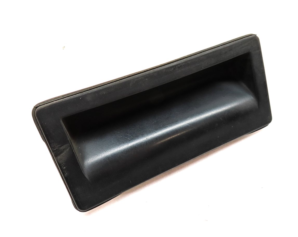 2013 AUDI A4 (B8 8K) REAR TRUNK LID RELEASE HANDLE BUTTON