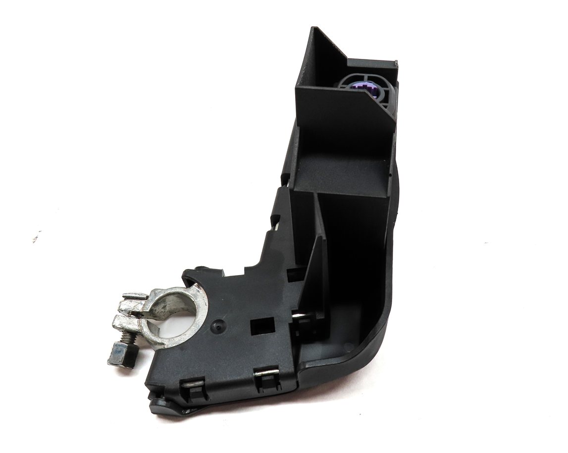 Thumbnail 3: 2013 AUDI A4 (B8 8K) 2.0L POSITIVE BATTERY TERMINAL OVERLAOD PROTECTION SWITCH