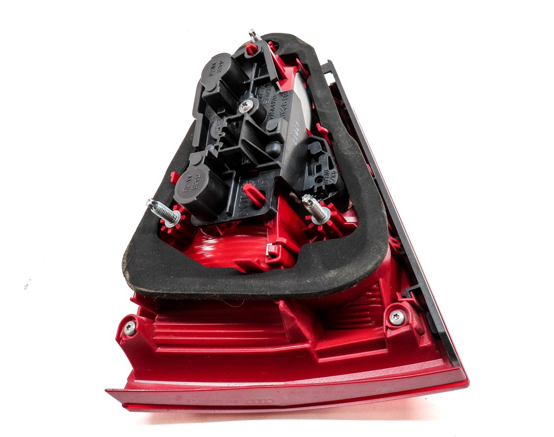 Thumbnail 7: 13-16 AUDI A4 S4 B8 8K RIGHT PASSENGER INNER LID LED TAILLIGHT BRAKE LIGHT LAMP