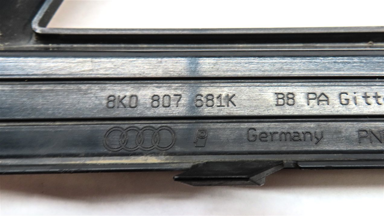 Thumbnail 11: 2013 AUDI A4 (B8 8K) FRONT LEFT DRIVER LOWER FOG LIGHT FOGLIGHT TRIM GRILLE