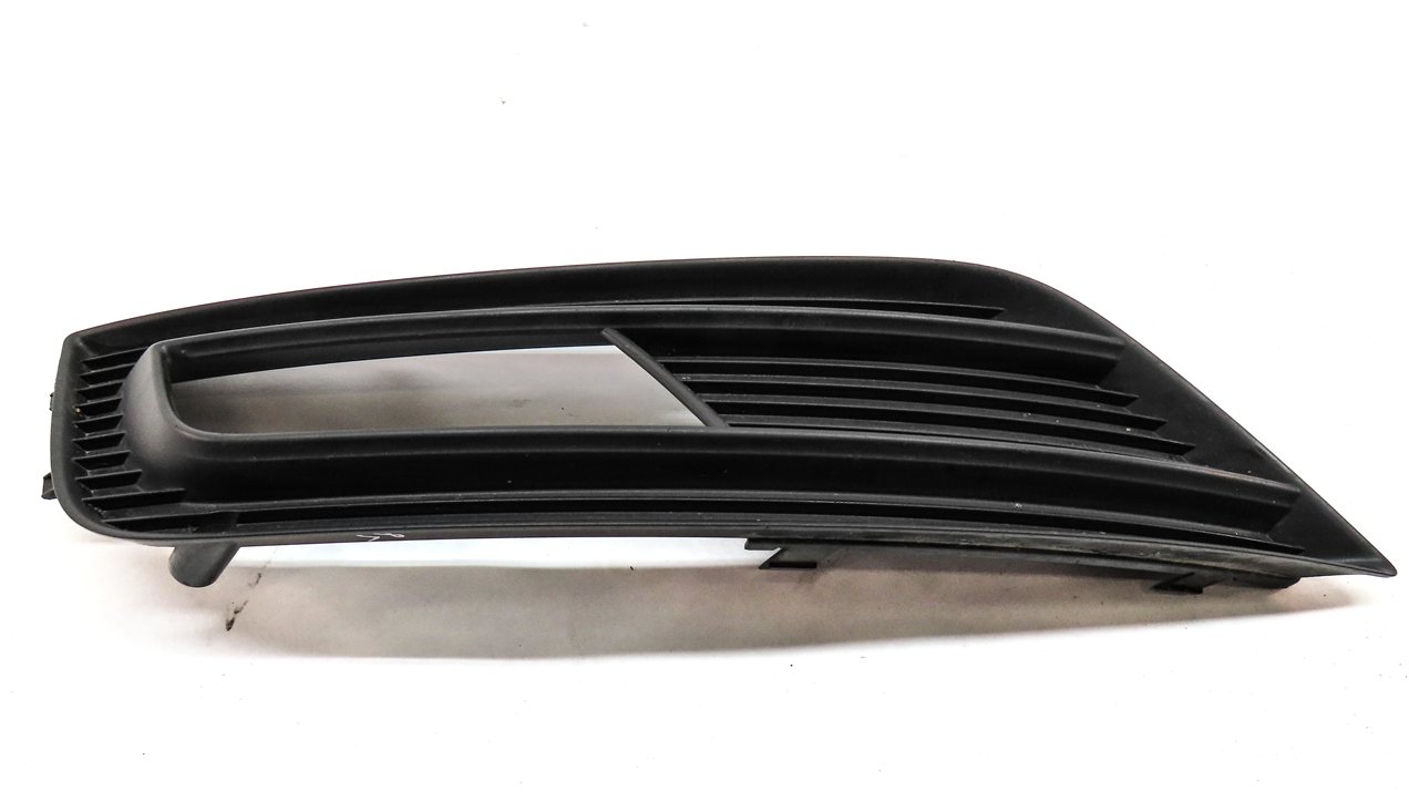 Thumbnail 3: 2013 AUDI A4 (B8 8K) FRONT LEFT DRIVER LOWER FOG LIGHT FOGLIGHT TRIM GRILLE