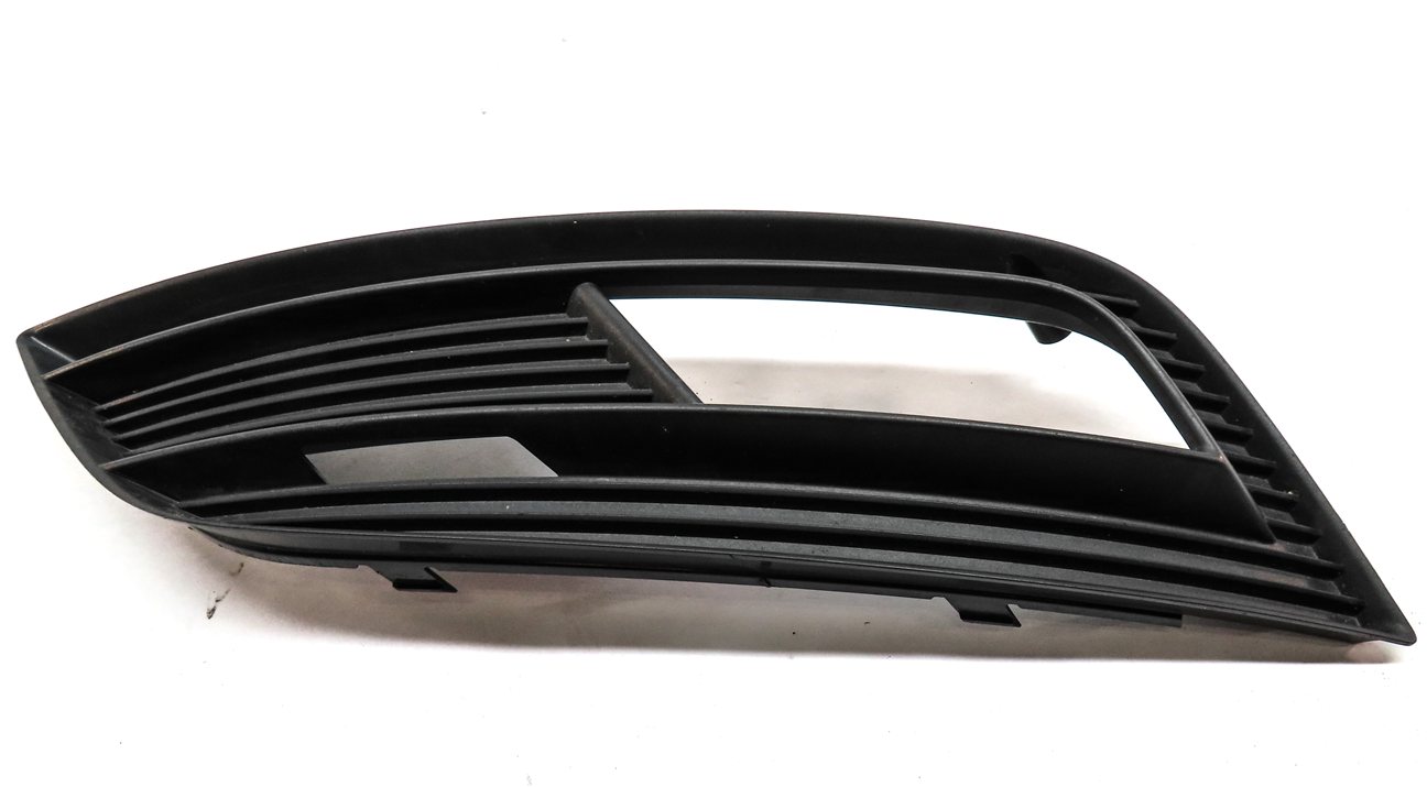 Thumbnail 5: 2013 AUDI A4 (B8 8K) FRONT LEFT DRIVER LOWER FOG LIGHT FOGLIGHT TRIM GRILLE