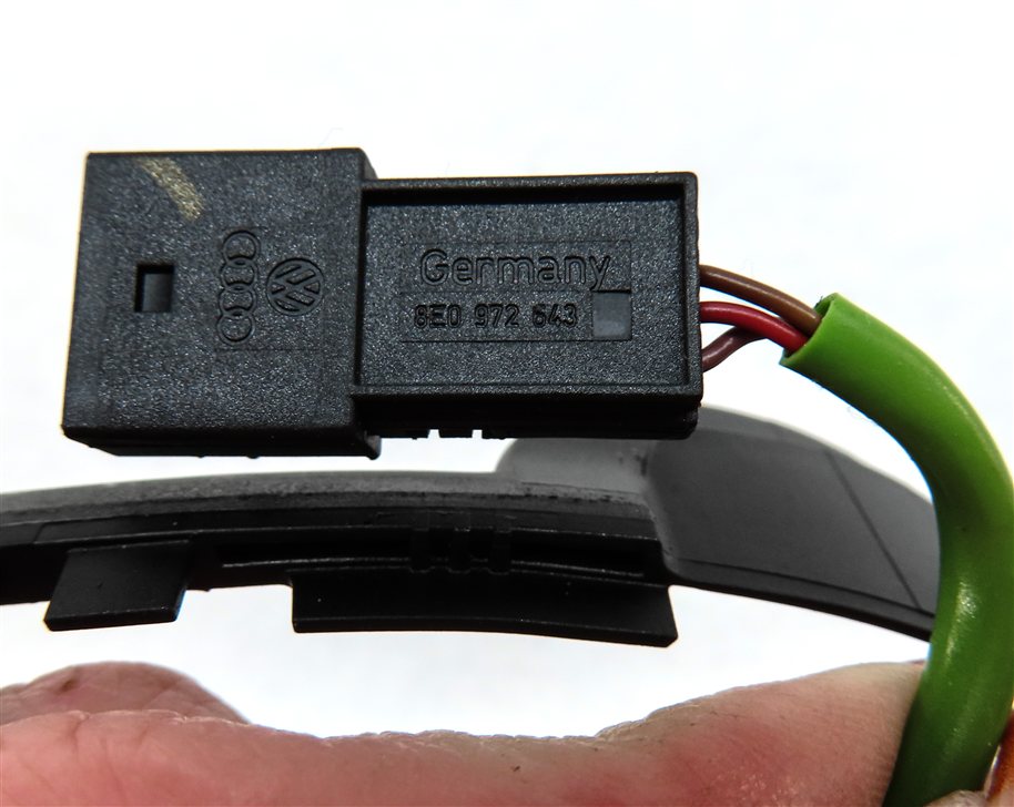 Thumbnail 13: 2013 AUDI A4 (B8 8K) STEERING WHEEL MEDIA NAVI PHONE CONTROL SWITCHES w/TRIM