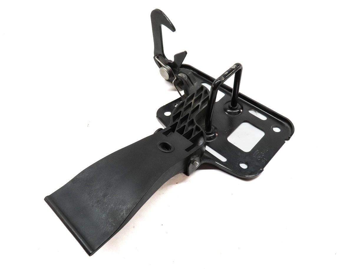 2013 AUDI A4 (B8 8K) FRONT HOOD BONNET LID HOOD RELEASE LATCH LEVER CATCH HOOK