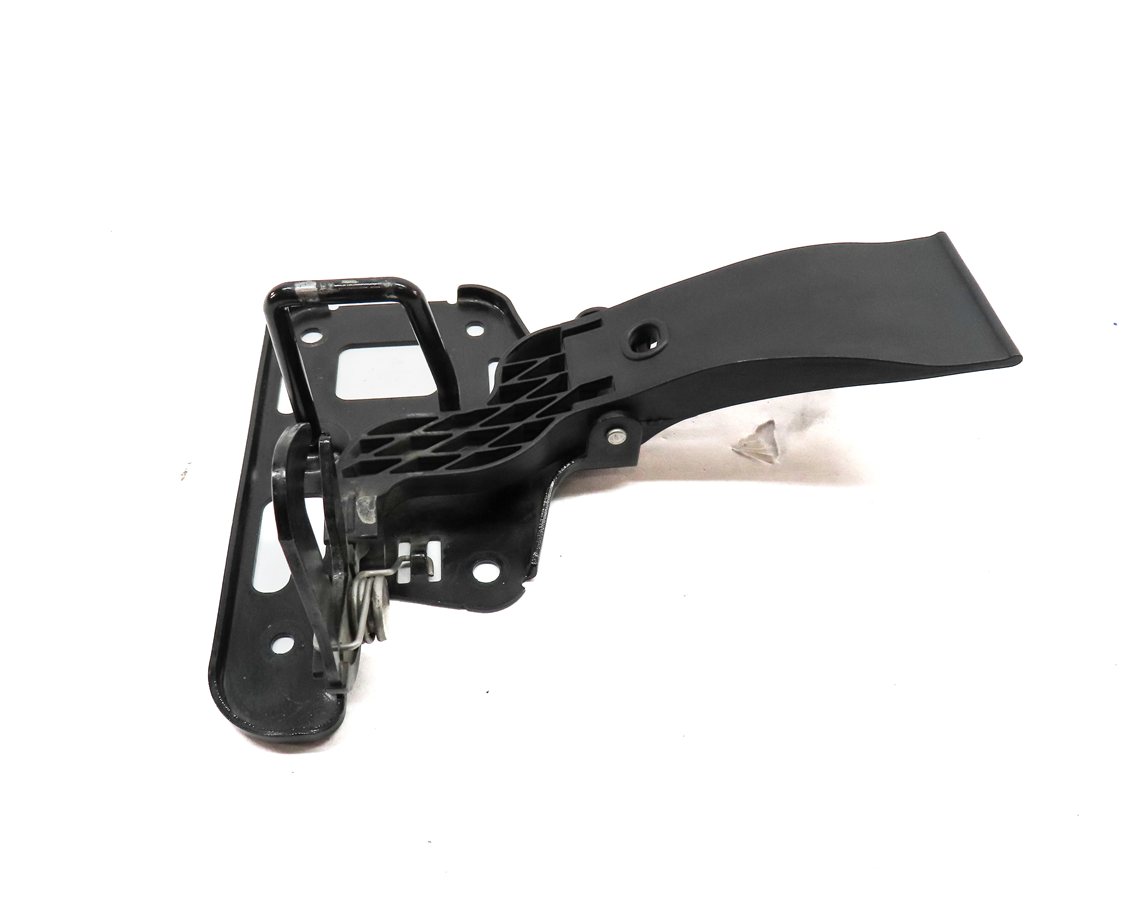 Thumbnail 3: 2013 AUDI A4 (B8 8K) FRONT HOOD BONNET LID HOOD RELEASE LATCH LEVER CATCH HOOK