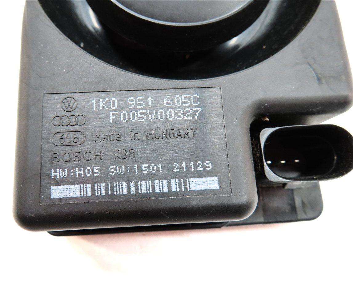 Thumbnail 8: 2013 AUDI A4 (B8 8K) VEHICLE SECURITY ANTI THEFT ALARM ALERT SIREN HORN SPEAKER