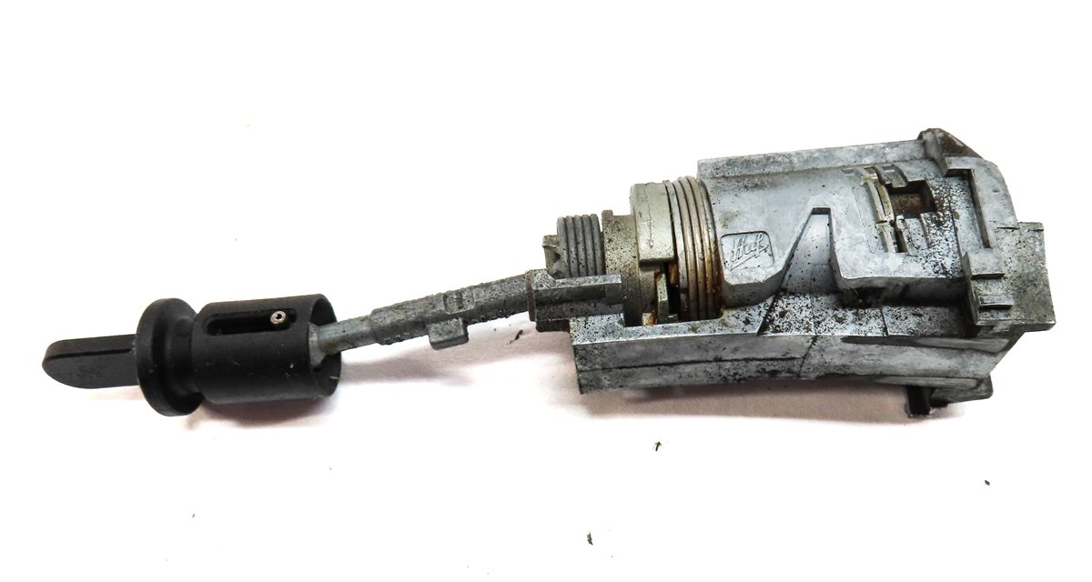 Thumbnail 11: 13 AUDI A4 B8 8K 2.0L TURBO CAEB ENGINE ECM SPEEDOMETER IGNITION IMMOBILIZER SET