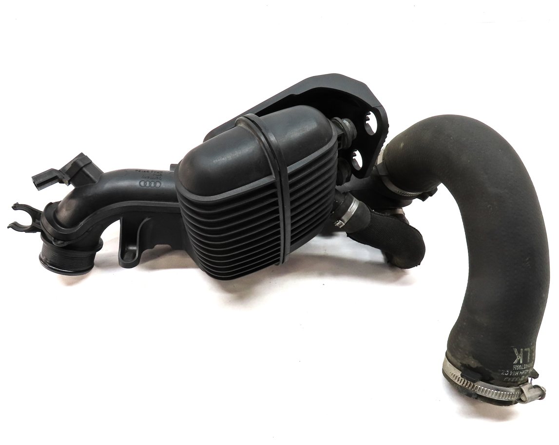 Thumbnail 2: 13 AUDI A4 B8 8K 2.0L TURBO ENGINE INTERCOOLER PRESSURE HOSE PIPE w/ MAP SENSOR