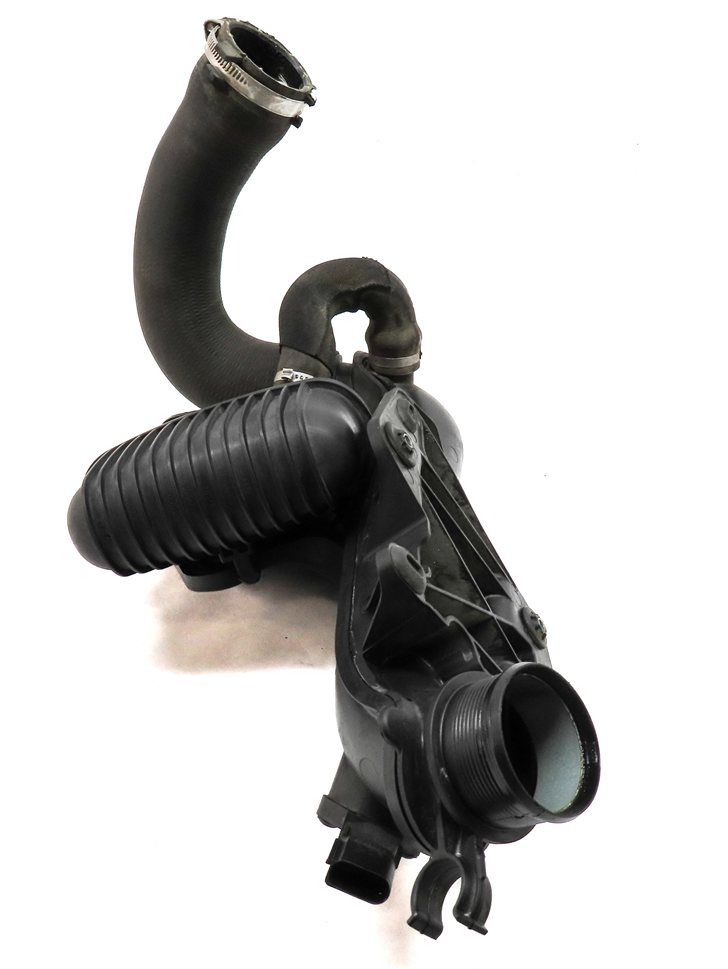 Thumbnail 9: 13 AUDI A4 B8 8K 2.0L TURBO ENGINE INTERCOOLER PRESSURE HOSE PIPE w/ MAP SENSOR