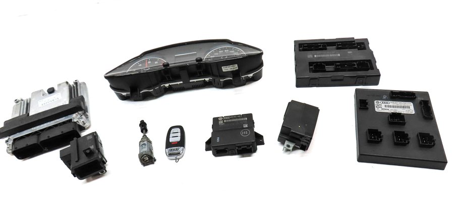 Thumbnail 2: 13 AUDI Q5 (B8 8R) 2.0L TURBO (CPMA) ECM BCM SPEEDOMETER IMMOBILIZER MODULE SET