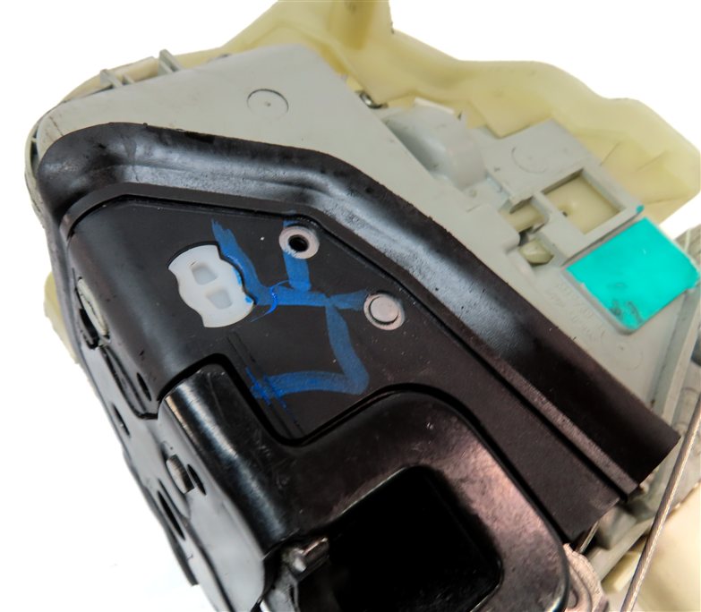 Thumbnail 6: 10-23 PORSCHE AUDI A4 A5 A6 A7 A8 Q3 Q5 Q7 TT FRONT LEFT DRIVER DOOR LATCH