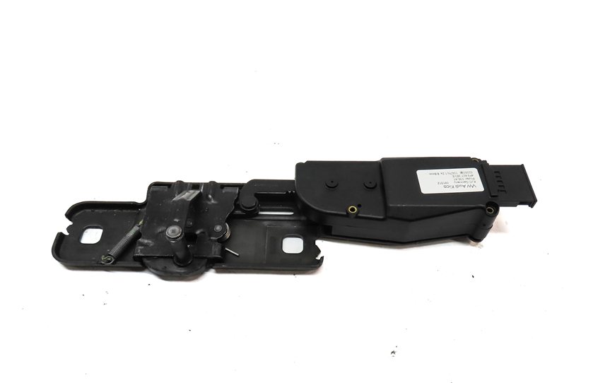 Thumbnail 4: 2013 AUDI Q5 (B8 8R) REAR TRUNK TAILGATE LIFTGATE HATCH STRIKER PLATE ACTUATOR