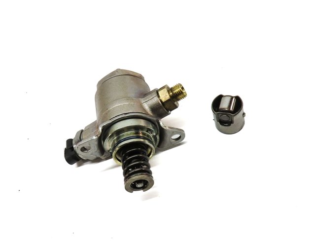 Thumbnail 3: 13-17 AUDI A4 A5 A6 Q5 TT (B8 C7 8K 8T 8R MK3) 2.0L ENGINE MECHANICAL FUEL PUMP