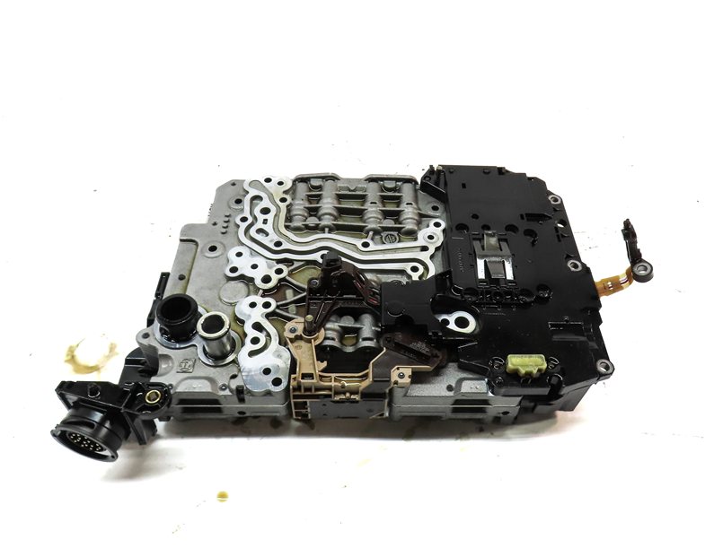 Thumbnail 4: 2013-2017 AUDI Q5 (B8 8R) AWD - 2.0L 8spd A/T TRANSMISSION VALVE BODY (NTB)