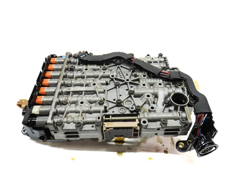 Thumbnail 6: 2013-2017 AUDI Q5 (B8 8R) AWD - 2.0L 8spd A/T TRANSMISSION VALVE BODY (NTB)