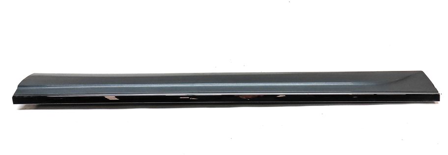 Thumbnail 2: 2013 AUDI Q5 (B8 8R) FRONT LEFT DRIVER EXTERIOR LOWER DOOR TRIM MOULDING (GRAY)