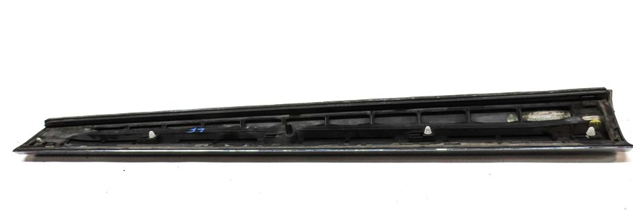 Thumbnail 5: 2013 AUDI Q5 (B8 8R) FRONT LEFT DRIVER EXTERIOR LOWER DOOR TRIM MOULDING (GRAY)