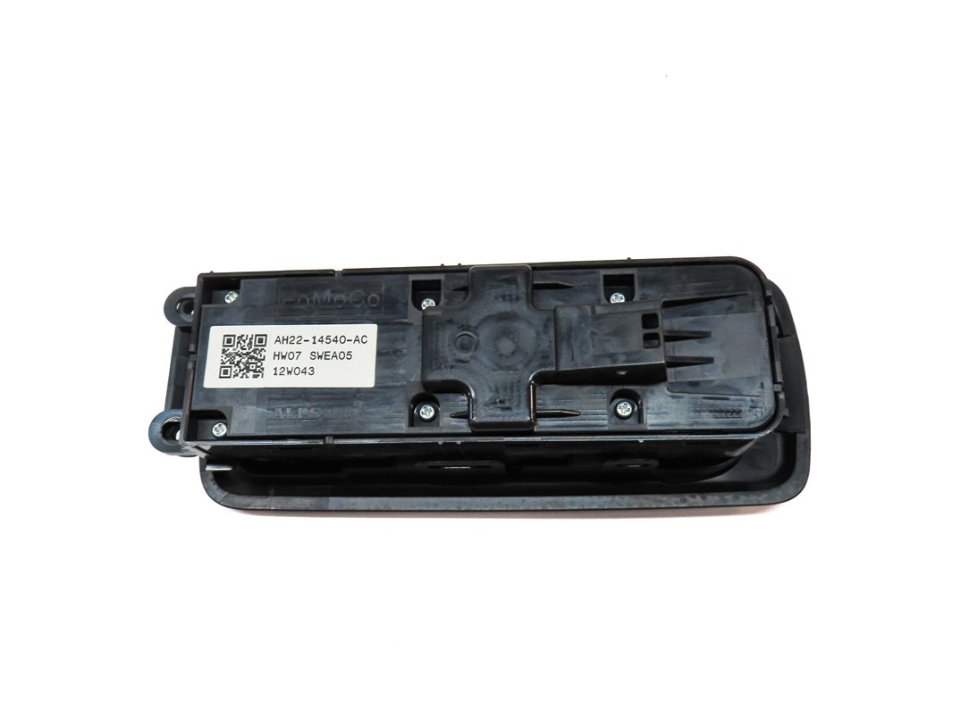 Thumbnail 5: 2010-2020 LAND ROVER LR2 LR4 / RANGE ROVER SPORT (L320) DRIVER WINDOW SWITCH