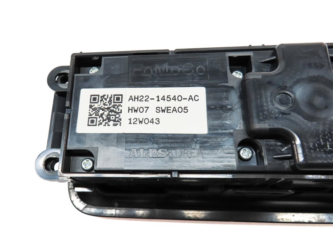Thumbnail 6: 2010-2020 LAND ROVER LR2 LR4 / RANGE ROVER SPORT (L320) DRIVER WINDOW SWITCH