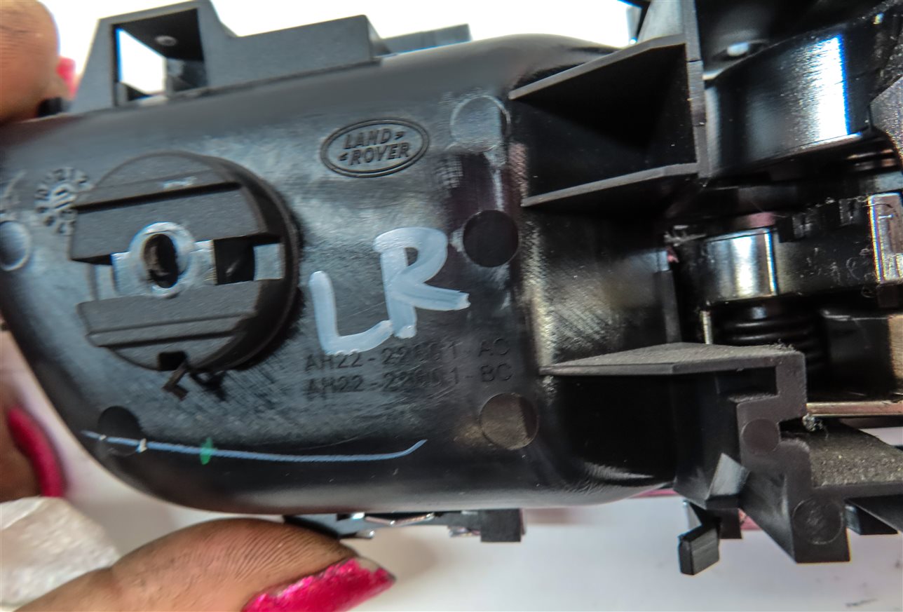 Thumbnail 6: 10-16 RANGE ROVER SPORT (L320) LR4 REAR LEFT & RIGHT INTERIOR DOOR HANDLE SET-2