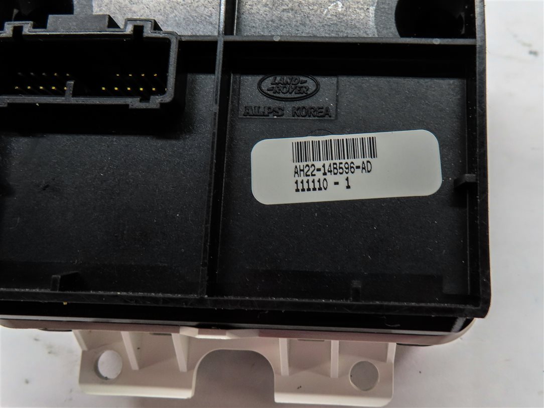 Thumbnail 6: 12 LAND ROVER LR4 (L319) TERRAIN RIDE HEIGHT TRACTION CONTROL SELECT SWITCH KNOB