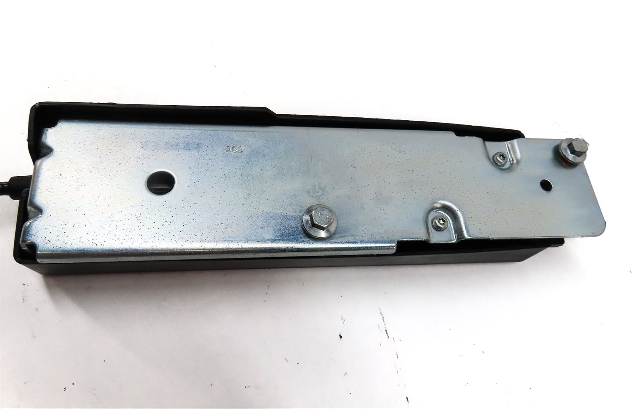 Thumbnail 7: 12 LAND ROVER LR4 (L319) REAR TRUNK LIFTGATE HATCH LOWER LOCK LATCH w/ ACTUATOR