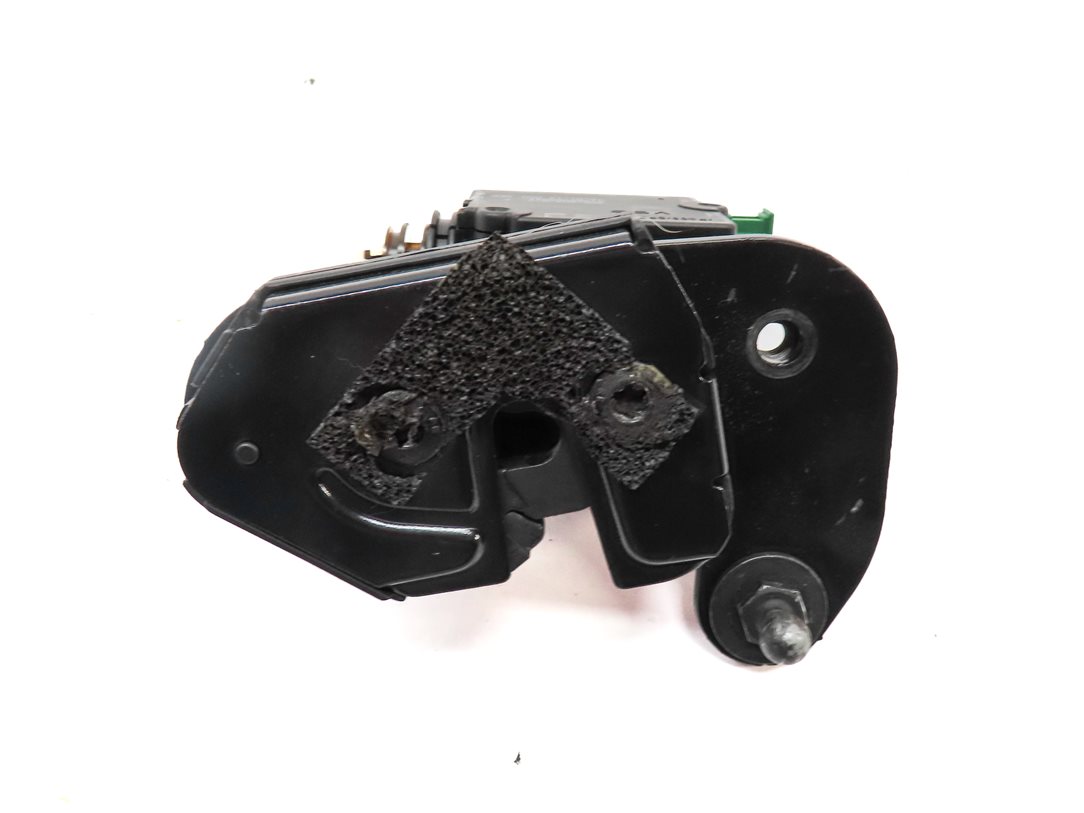 Thumbnail 5: 2012 LAND ROVER LR4 (L319) REAR LEFT LOWER TAILGATE HATCH LOCK LATCH ACTUATOR