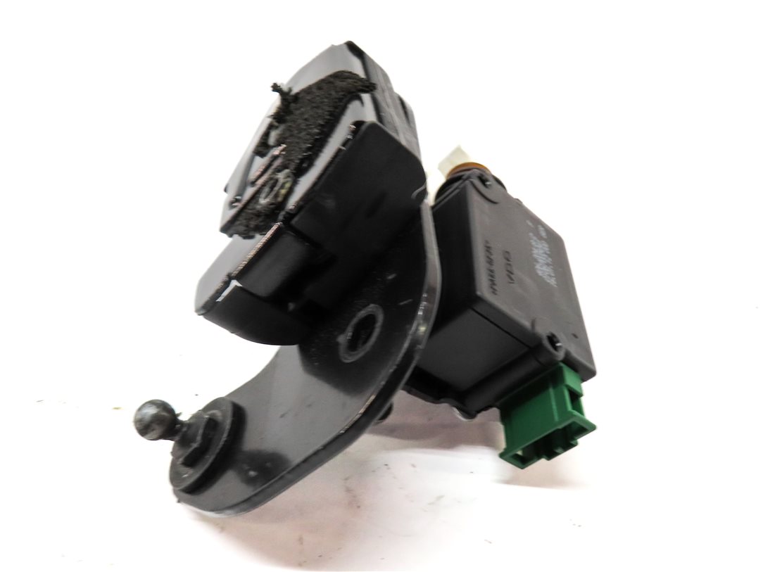 Thumbnail 6: 2012 LAND ROVER LR4 (L319) REAR LEFT LOWER TAILGATE HATCH LOCK LATCH ACTUATOR