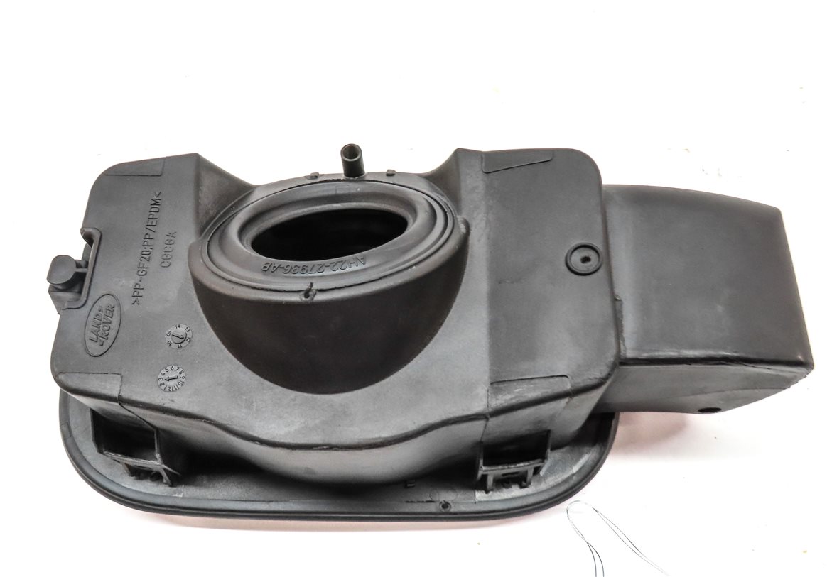 Thumbnail 5: 05-16 LR3 LR4 RANGE ROVER SPORT L320 FUEL TANK DOOR w/ HOUSING ASSEMBLY (BLACK)
