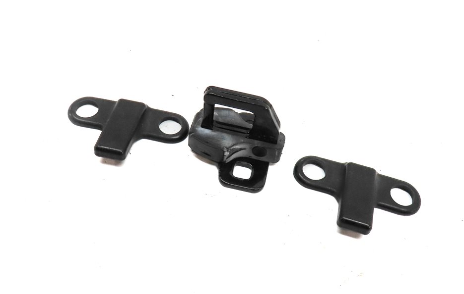 12 LAND ROVER LR4 (L319) REAR TRUNK TAILGATE UPPER STRIKER PLATE w/ HOOKS SET/3