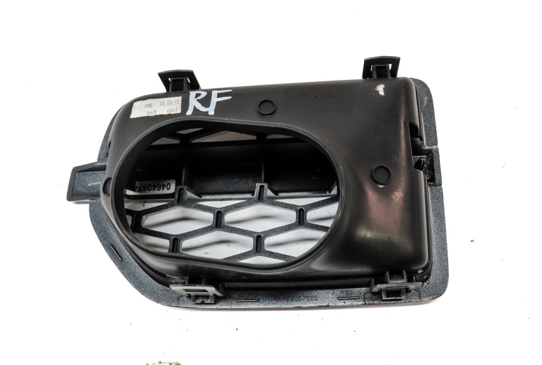 Thumbnail 5: 2012 LAND ROVER LR4 (L319) FRONT RIGHT PASSENGER FENDER VENT GRILLE TRIM