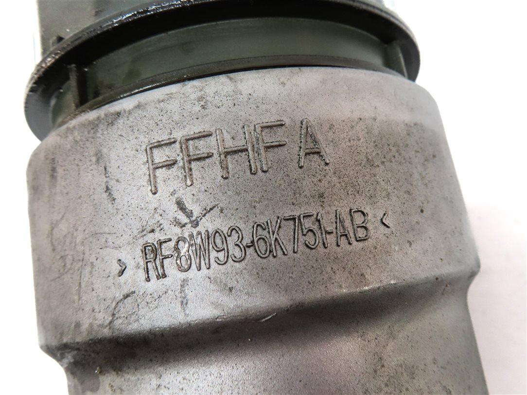 Thumbnail 6: 2012 LAND ROVER LR4 (L319) 5.0L NON SUPER ENGINE MOTOR OIL FILTER HOUSING w/CAP