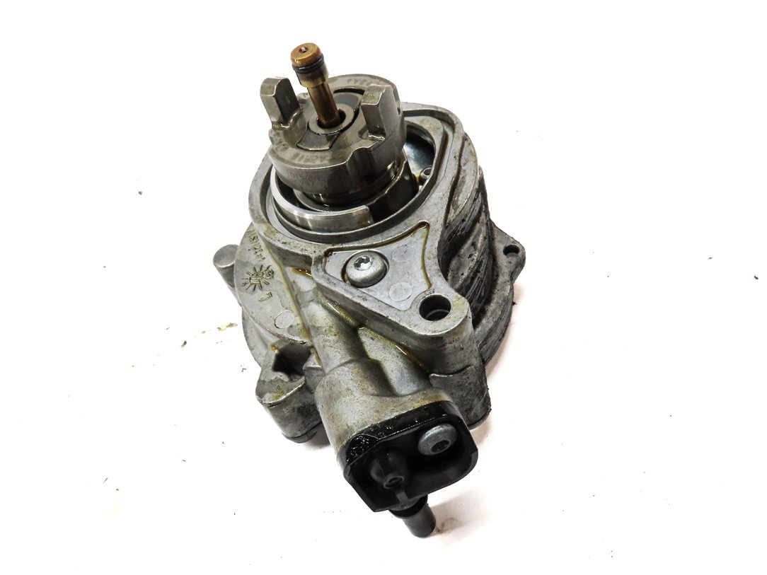 Thumbnail 3: 2010-2019 RANGE ROVER SPORT LR4 / JAGUAR XE XF XK 3.0L / 5.0L BRAKE VACUUM PUMP