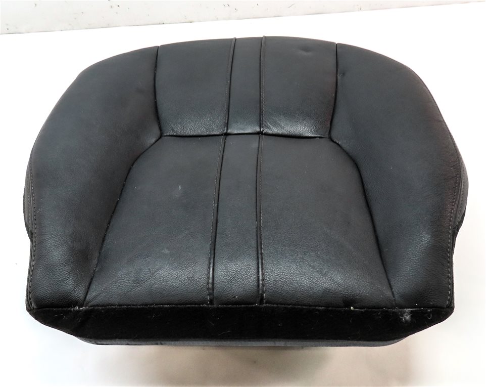 Thumbnail 4: 12 LAND ROVER LR4 (L319) FRONT RIGHT PASSENGER LOWER HEATED SEAT CUSHION(BLACK)