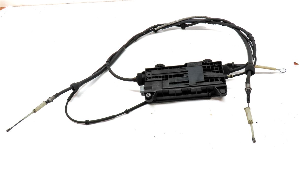Thumbnail 5: 2012 LAND ROVER LR4 (L319) EMERGENCY PARKING PARK BRAKE ACTUATOR w/CABLES
