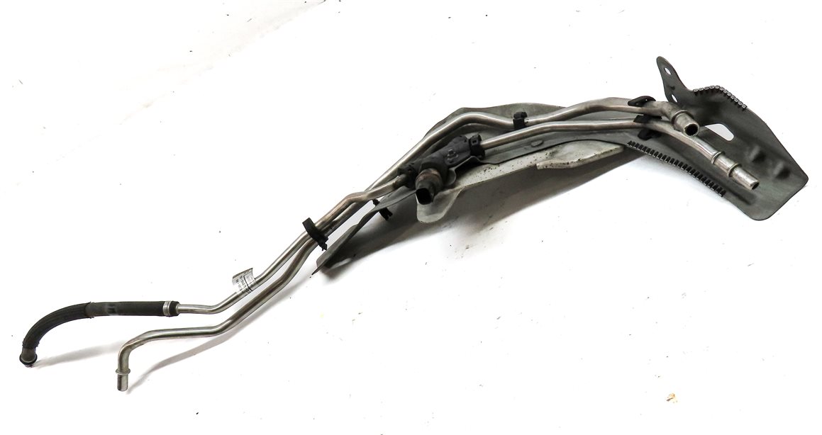 Thumbnail 3: 2012 LAND ROVER LR4 (L319) 5.0L NON SUPER ENGINE FUEL VAPOR FEED LINES w/ SENSOR