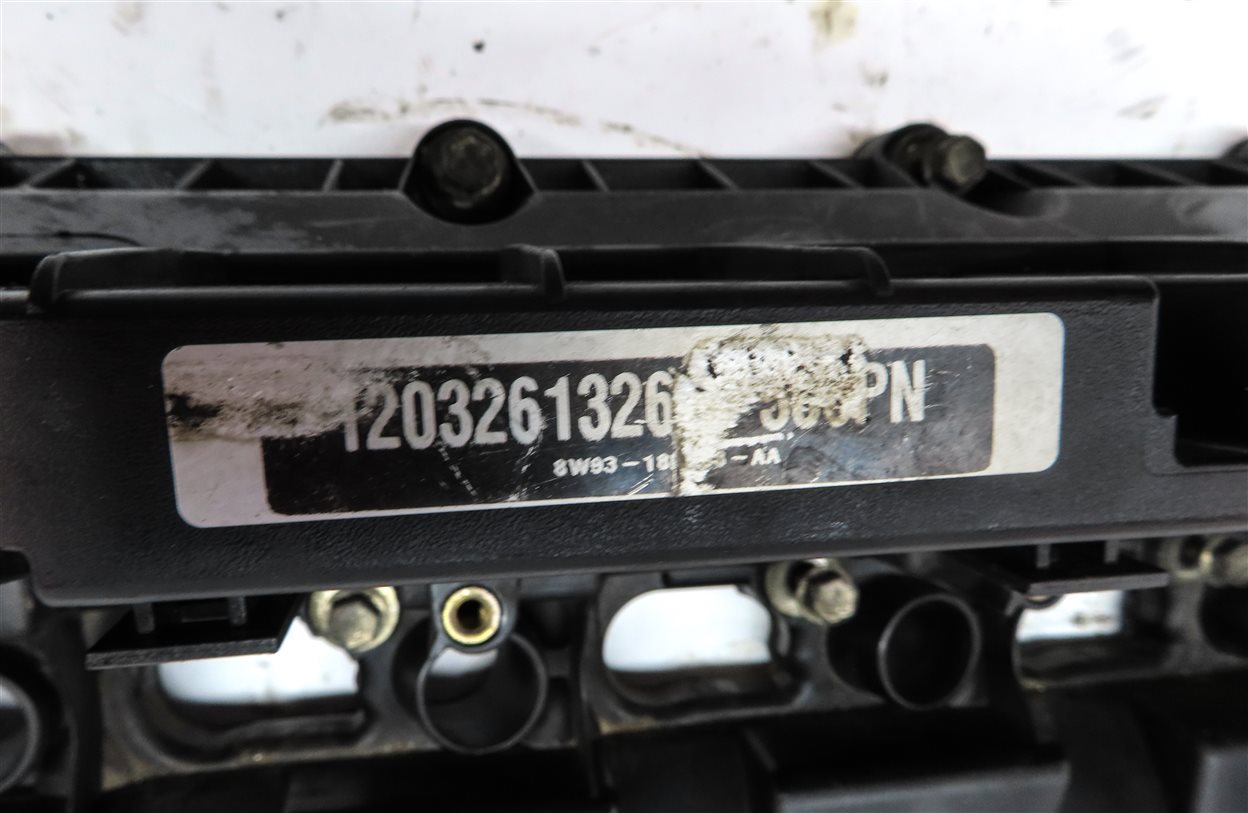 Thumbnail 6: 2010-2018 RANGE ROVER / SPORT (L320 L322 L494 L405) 5.0L V8 - RIGHT VALVE COVER