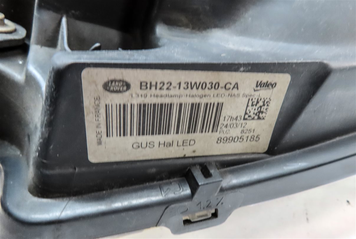 Thumbnail 7: 2010-2012 LAND ROVER LR4 - LEFT FRONT DRIVER HALOGEN HEADLIGHT (MANUAL LEVELING)