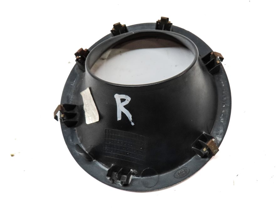 Thumbnail 5: 12 LAND ROVER LR4 (L319) FRONT RIGHT PASSENGER LOWER BUMPER FOGLIGHT TRIM(BLACK)