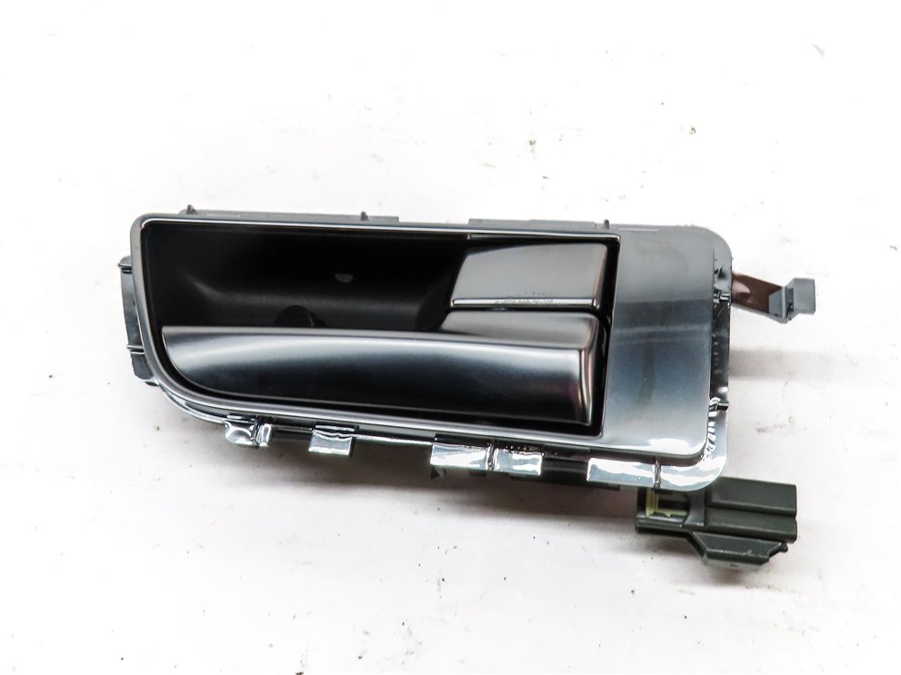 Thumbnail 2: 2012 LAND ROVER LR4 (L319) REAR RIGHT INTERIOR DOOR HANDLE