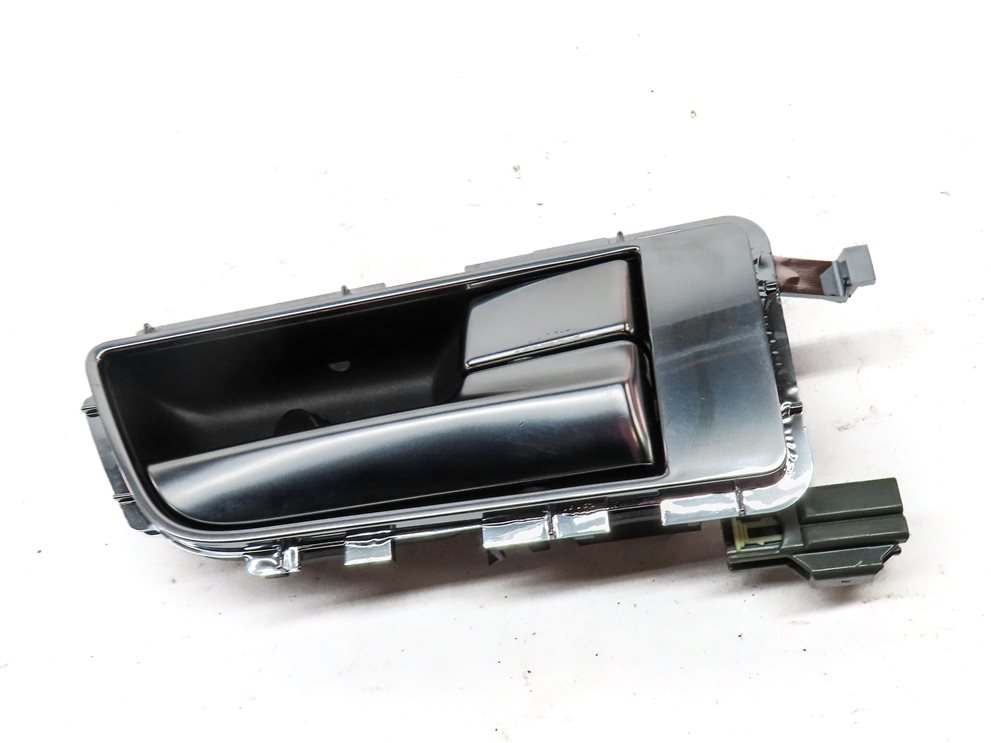 Thumbnail 3: 2012 LAND ROVER LR4 (L319) REAR RIGHT INTERIOR DOOR HANDLE