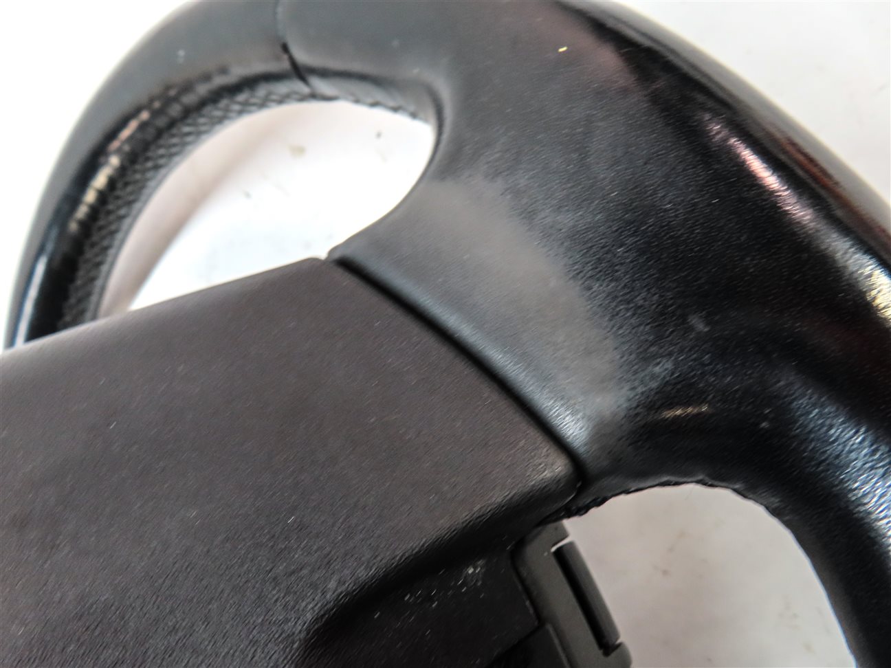 Thumbnail 7: 2012-2013 LAND ROVER LR4 HEATED STEERING WHEEL w/ CRUISE CONTROL & PHONE SWITCH