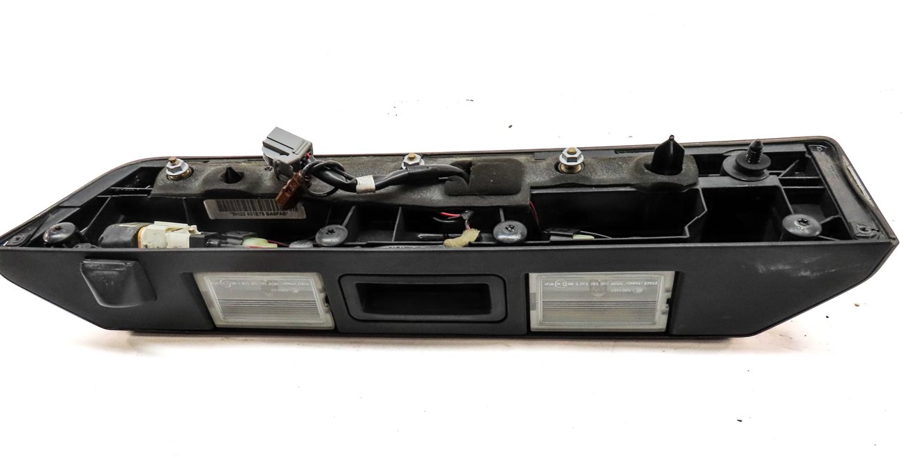 Thumbnail 7: 2011-2013 LAND ROVER LR4 - REAR HATCH TRUNK HANDLE w/ LIGHTS & CAMERA (BLACK)