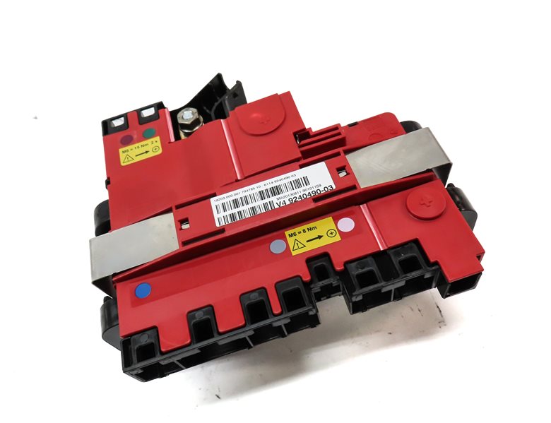 Thumbnail 3: 14 BMW 535Xi F10 3.0L TURBO (N55) ENGINE BATTERY POWER DISTRIBUTION MODULE PLATE
