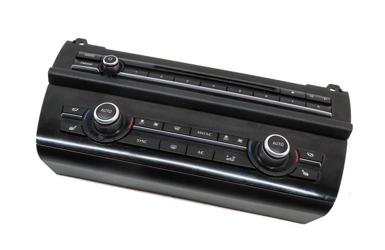 2011-2016 BMW 528i 535i 550i M5 (F10) FRONT HEATER A/C TEMPERATURE CONTROL PANEL