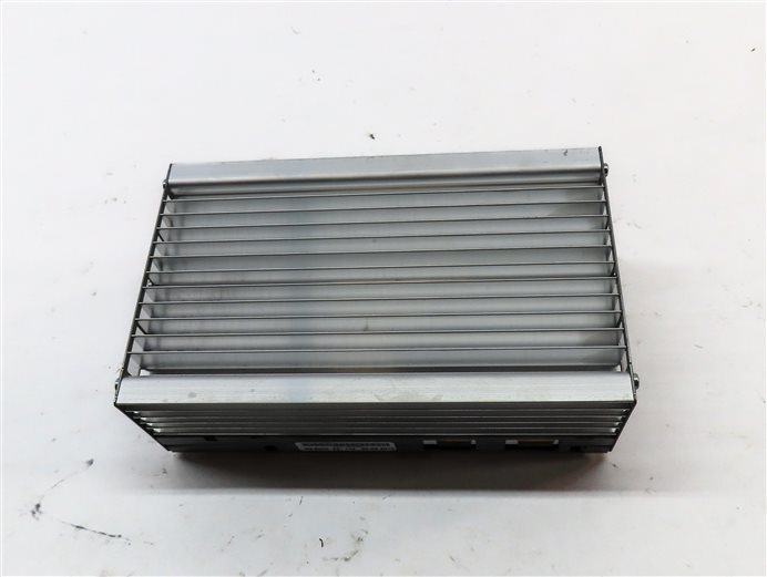 Thumbnail 2: 11-13 BMW 528i 535i 550i (F10) RADIO STEREO AUDIO AMP AMPLIFIER (HARMAN BECKER)